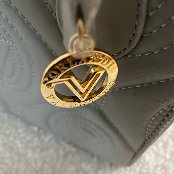 VALENTINO ORLANDI CROSSBODY BAG, Light Gray w/guitar strap - Picture 2 of 16